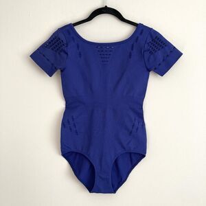 Ivy Park Seamless Blue Ladder Cut Out Short Sleeve Body Suit Size S/M
